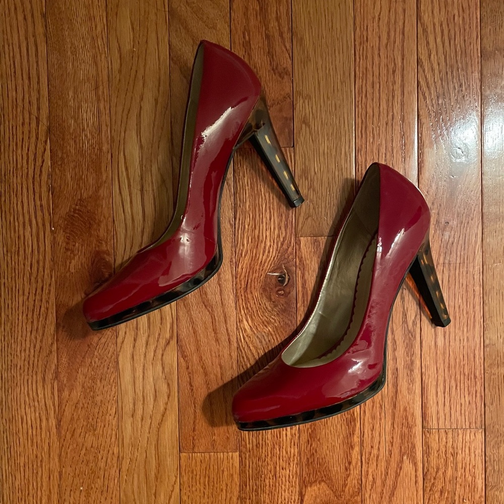 Jessica Simpson Shoes - Picture 2 of 8